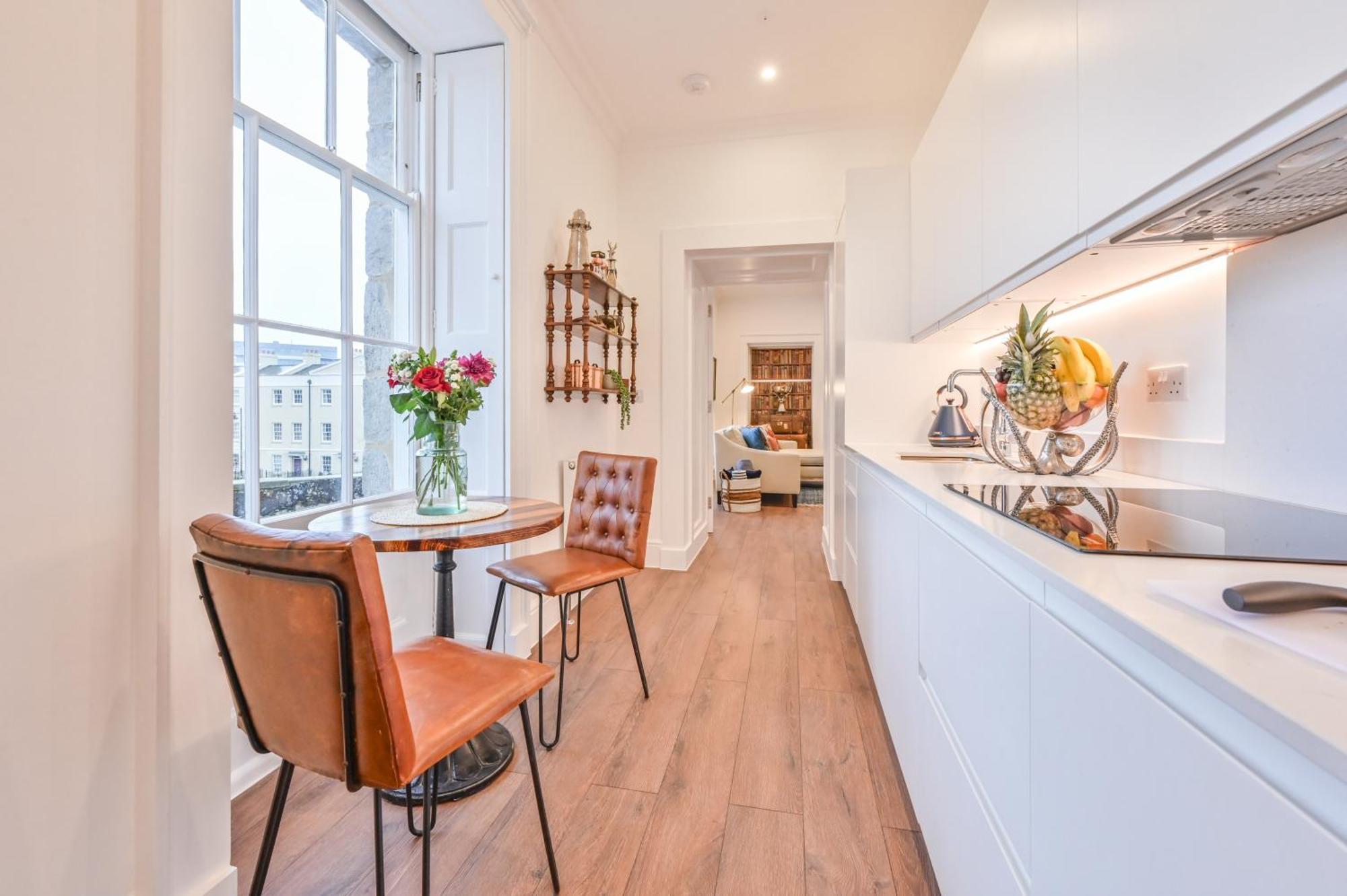 פלימות' 9 Admiralty House Stunning Luxury Apartment With Free Parking מראה חיצוני תמונה