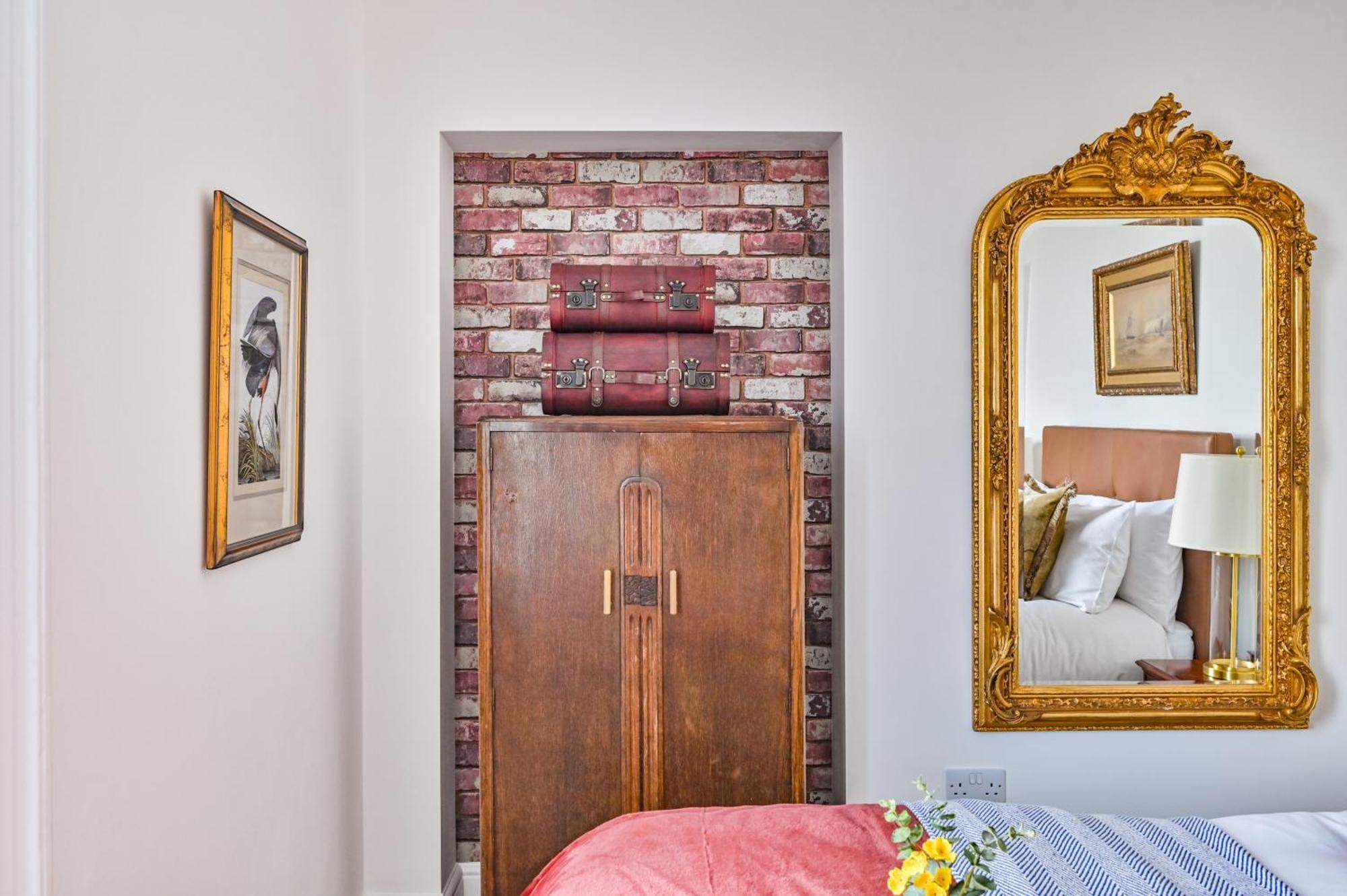 פלימות' 9 Admiralty House Stunning Luxury Apartment With Free Parking מראה חיצוני תמונה