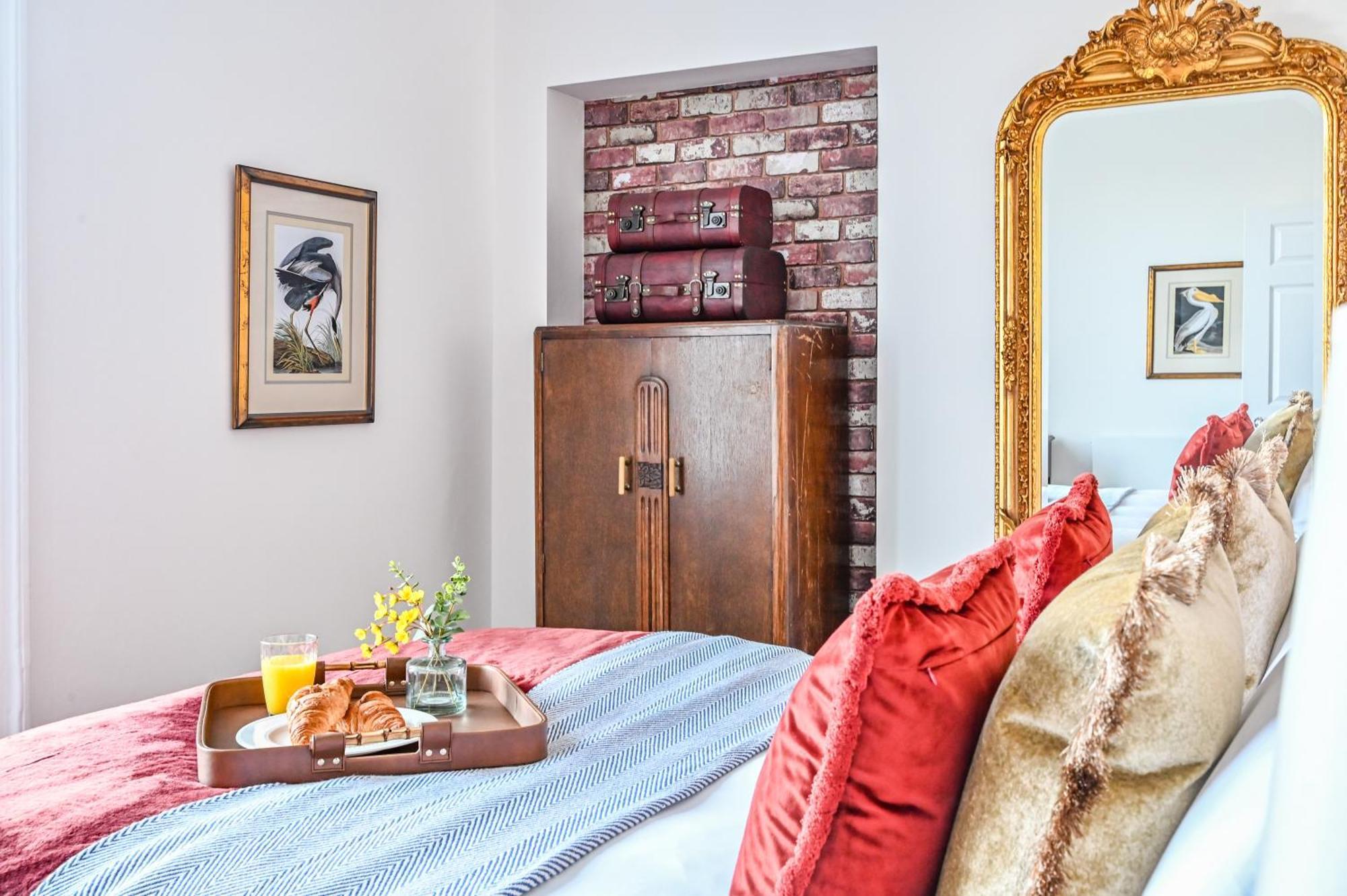 פלימות' 9 Admiralty House Stunning Luxury Apartment With Free Parking מראה חיצוני תמונה